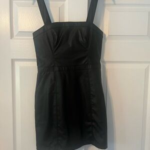 Elegant Black Sleeveless Dress